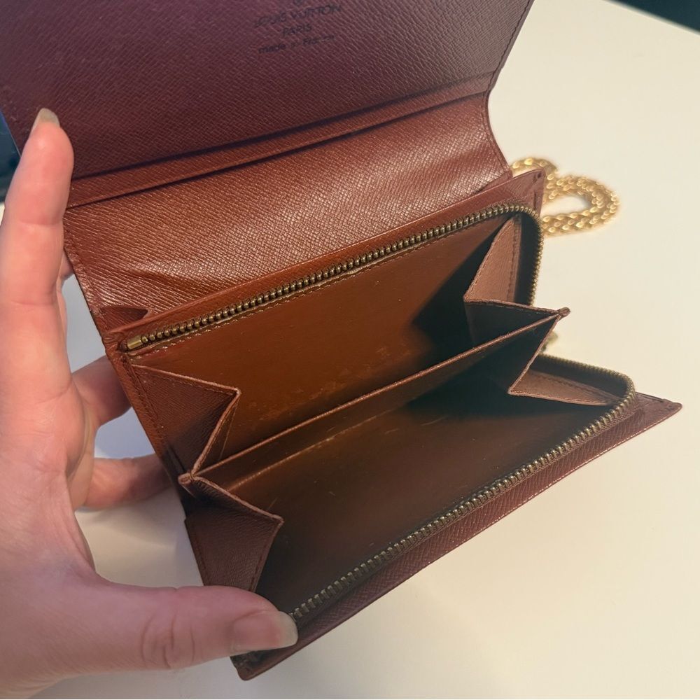 Louis Vuitton Tresor wallet in Monogram free Gold Chain - Picture 8 of 14